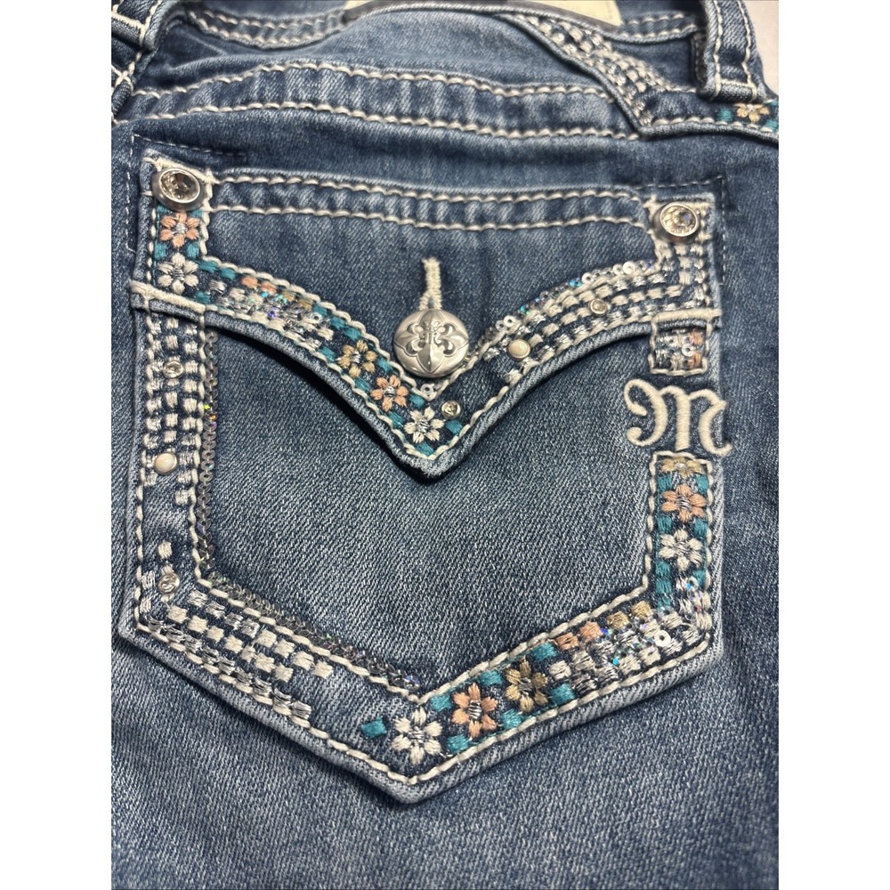 Miss Me Jeans Womens 25x24 Midrise Capri Studded Flowers Y2K Rhinestone Straight - Picture 2 of 9
